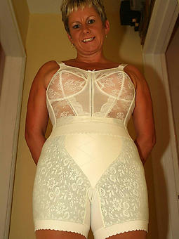 mature babes in lingerie amature porn