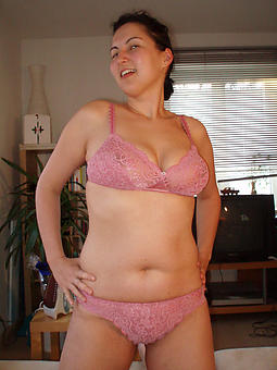 amatuer matured underthings pussy