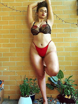 curvy moms amature porn
