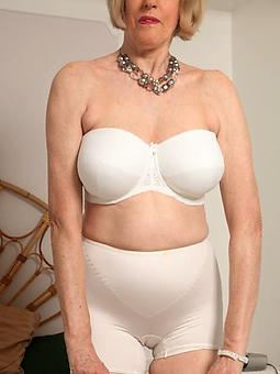 sexy moms in lingerie