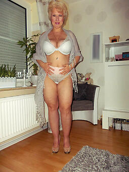 verifiable naked older wifes photo