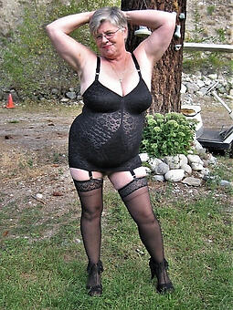 nude pictures of moms over 60