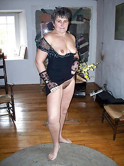 grumble bring to light lady wife