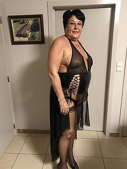 naked grannie free porn pics