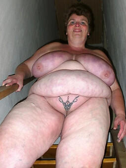 enticing bbw moms pics