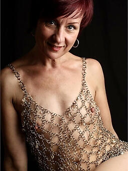 comely moms naked piracy