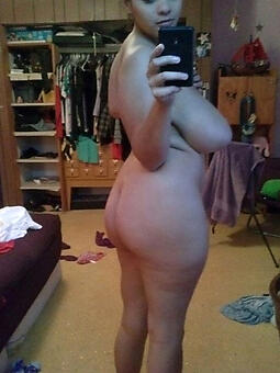hotties sexy nude selfshot pics