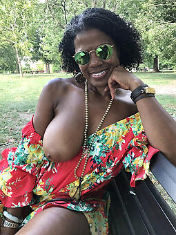 bimbo sweltering black moms sniper