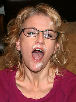 erotic mama with glasses