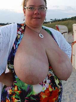 porn pictures for matriarch showing tits